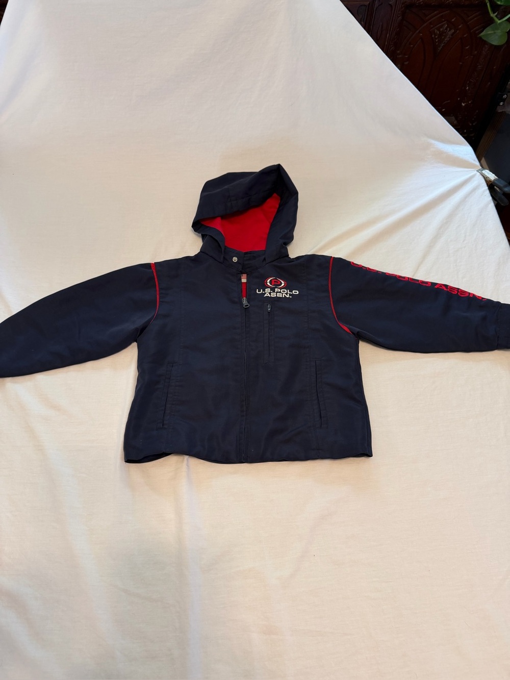 U.S. Polo Assn. Kids Navy Hooded Jacket with Red Lining Size Medium 5/6.